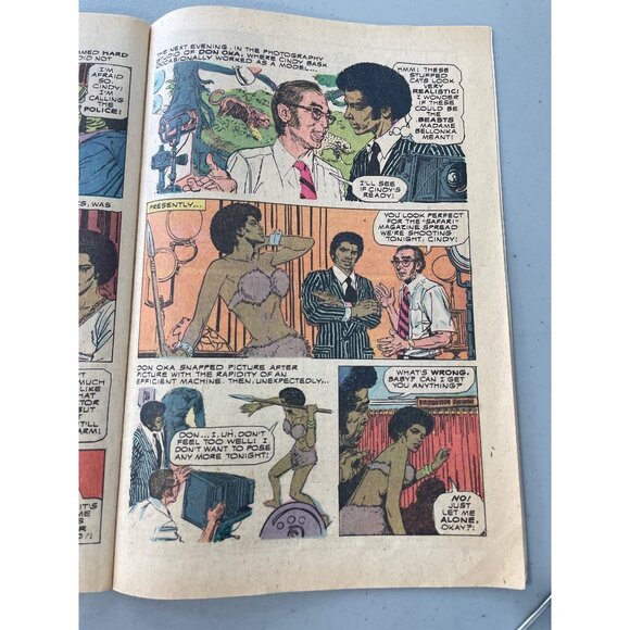 Gold Key The Occult Files Of Dr Spektor #8 June 1974 Draculas Vampire Legion - Picture 6 of 7